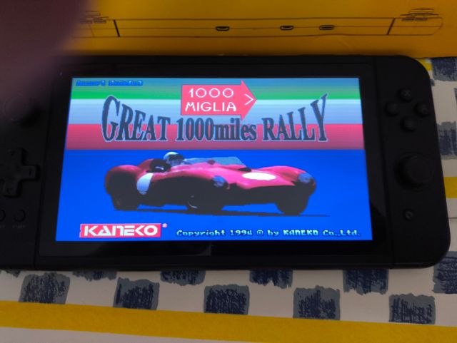 Consola x70 64gb tarjeta sd 10 pugadas pantalla