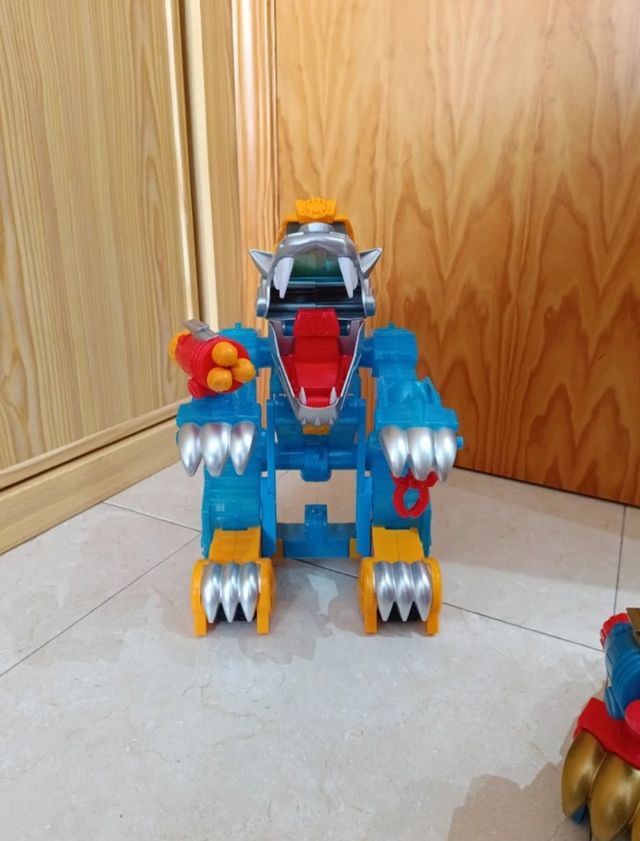 Super Things Kaboom vehículo