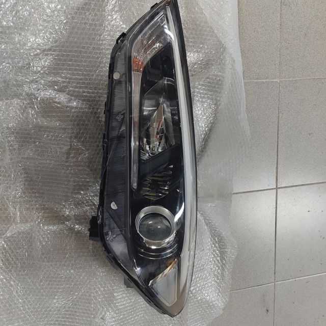 Faros Hyundai Tucson 2017