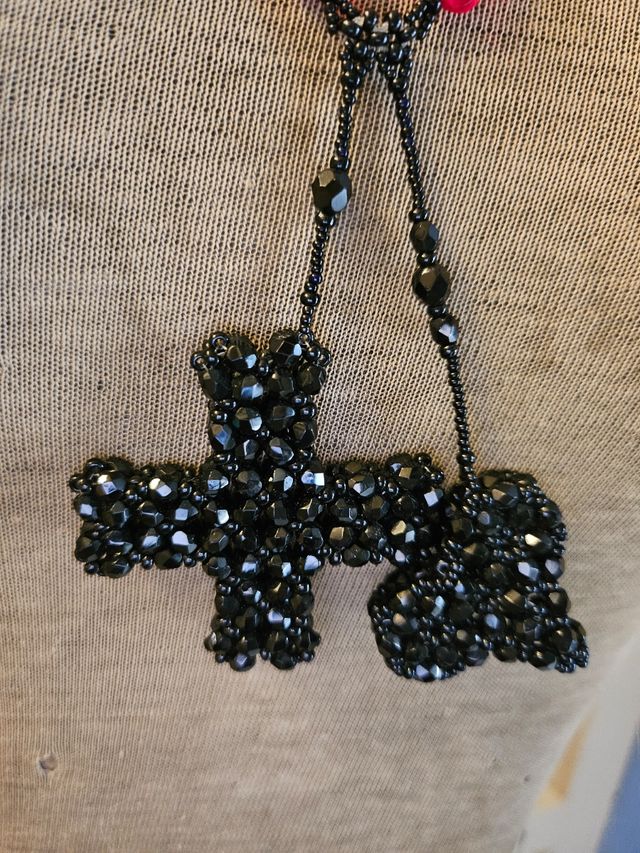 Collana con ciondolo cuore e croce