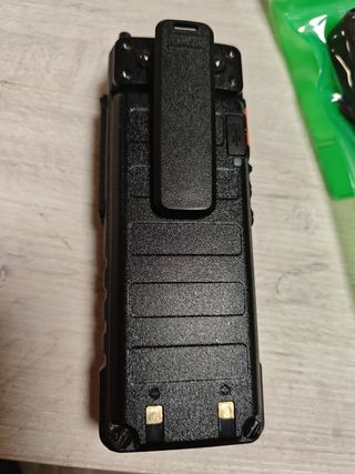 Baofeng UV-5R Radio + accesorios