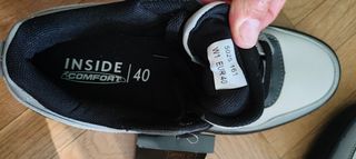 Zapatillas Inside grises y negras