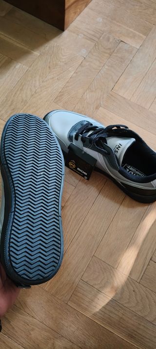 Zapatillas Inside grises y negras