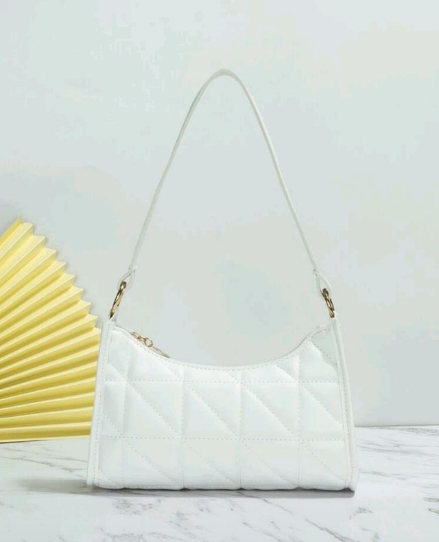 Bolso acolchado blanco