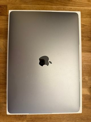 MacBook Pro 13" Gris Espacial Touch Bar