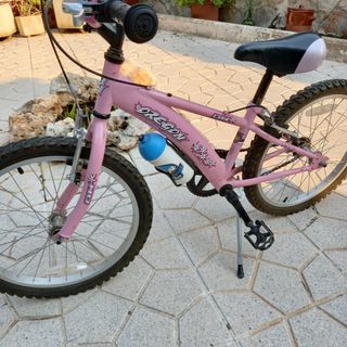 Bicicleta niña marca BH