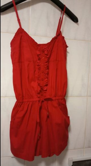 Mono rojo corto