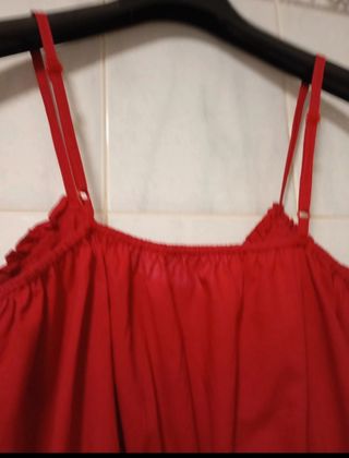 Mono rojo corto