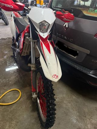 Gas Gas EC 250 Motocross se vende o se cambia 