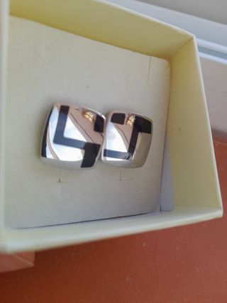 Gemelli neri e argento