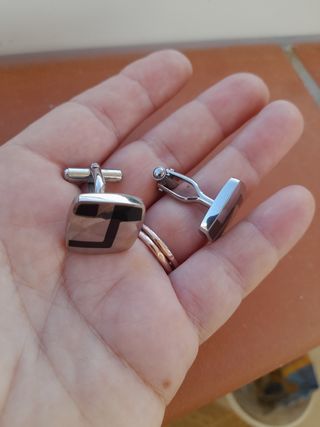 Gemelli neri e argento