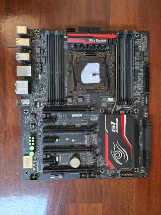 Placa base Gigabyte GA-X99-GAMING (para piezas)