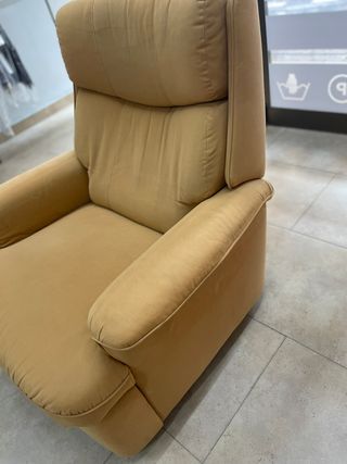 Sillón relax beige reclinable