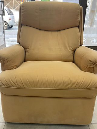 Sillón relax beige reclinable