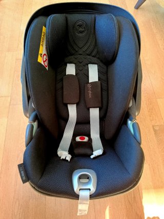 Cybex Cloud T i-Size