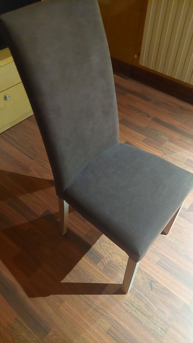 Mesa extensible de madera marrón