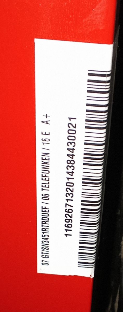 Nevera Telefunken roja vintage