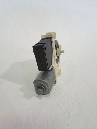 MOTOR ELEVALUNAS TRASERO IZQUIERDO RENAULT MEGANE III HATCHB
