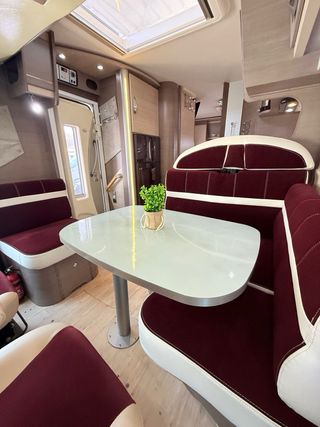 autocaravana Cama isla 2013 Alta gama Bavaria