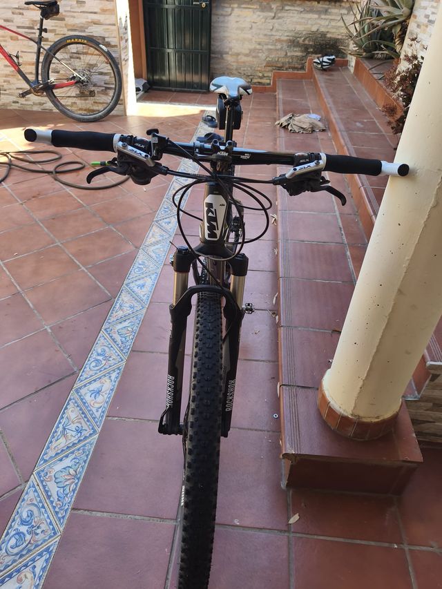 Bicicleta KTM Aera Pro Carbono 27.5