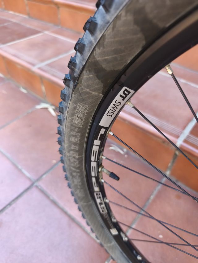 Bicicleta KTM Aera Pro Carbono 27.5