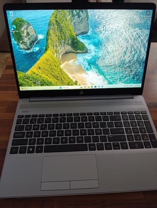 Portátil HP 255 G8 NUEVO 