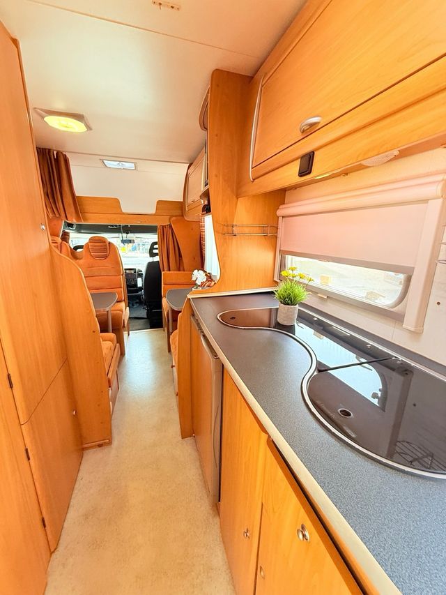 autocaravana garaje XXL portamotos/nacional