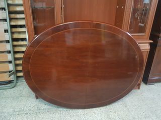 Tienda de segunda mano .Decoración, muebles, cosas