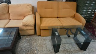 Tienda de segunda mano .Decoración, muebles, cosas