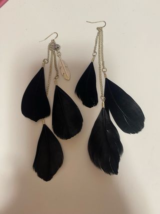 Pendientes plumas negras 