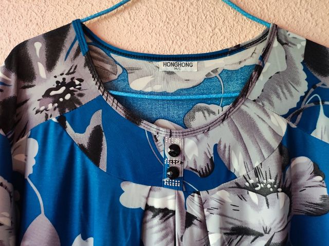 Blusa estampada azul - talla L etiqueta pone M/L