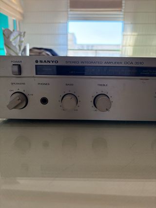 SANYO DCA 3510 Amplificador Vintage