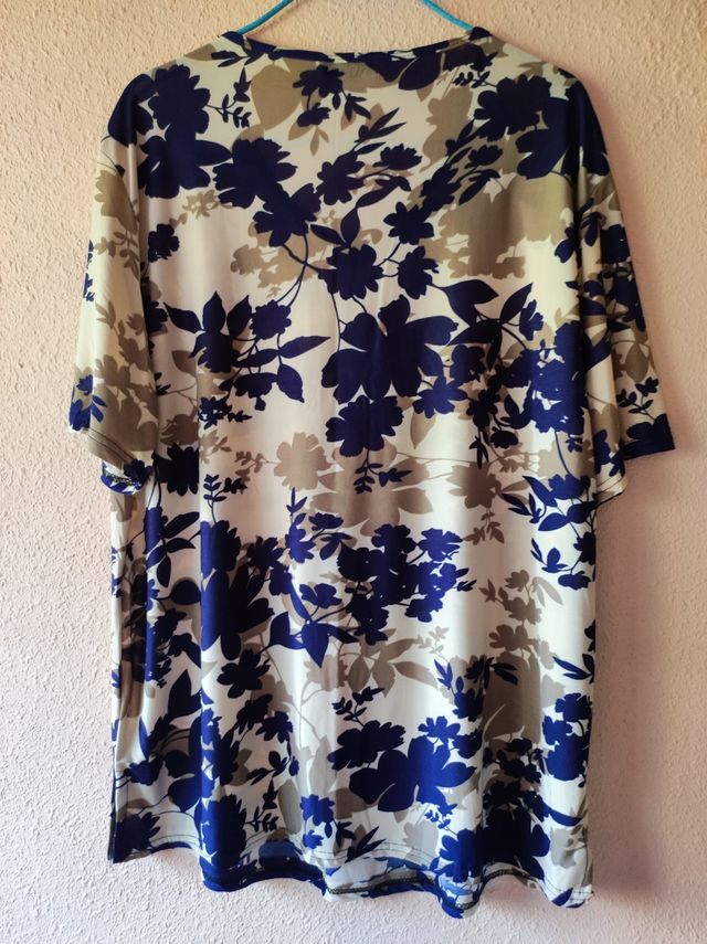 Blusa estampada HongKong