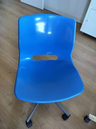 Silla giratoria infantil Ikea