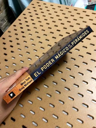 El poder mágico de las pirámides Libro