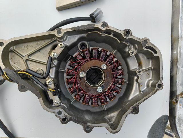 Tapas motor Kawasaki KLE 500