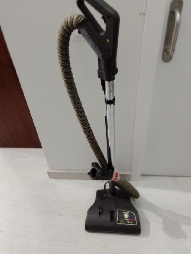 BATEADORA Aspiradora Rainbow