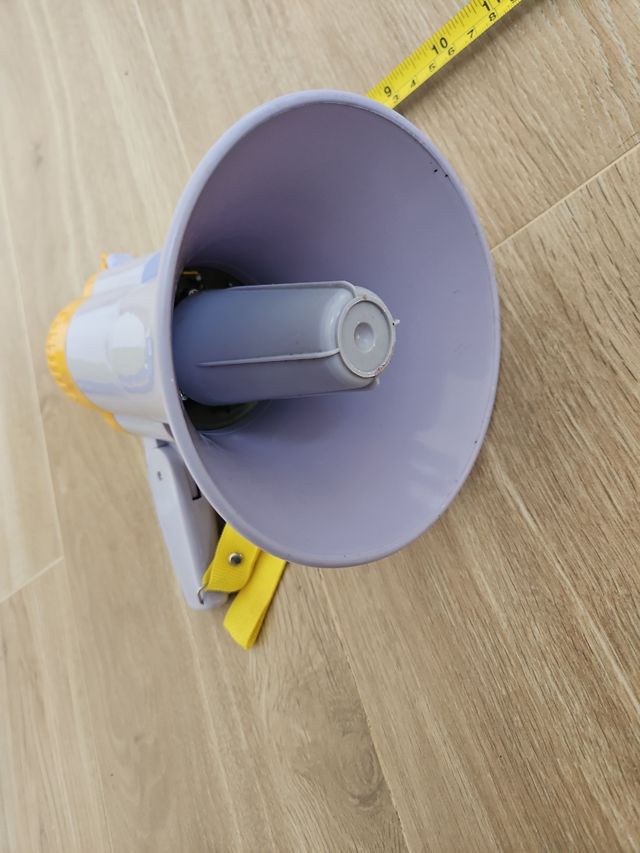 Megafono Portátil - Gris y Amarillo