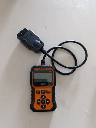 Scanner OBDII V410