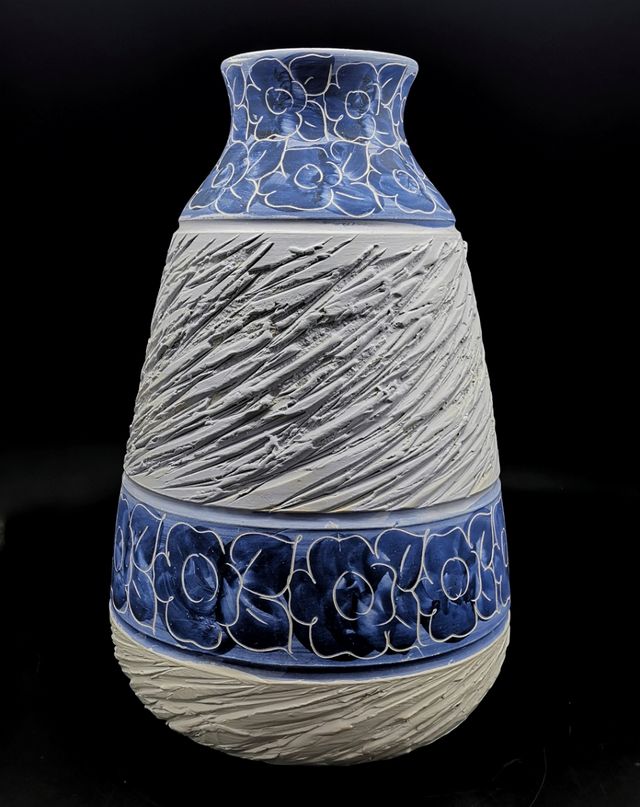 Bonito jarrón de cerámica Alfa Ruz. 35 cm.