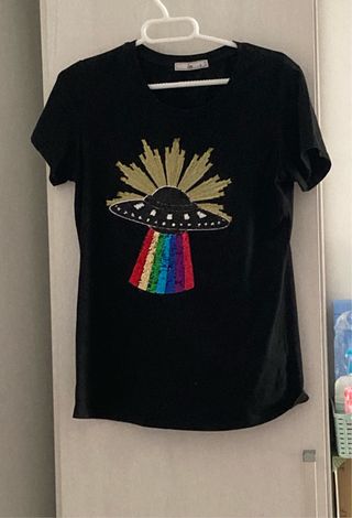 Camiseta OVNI multicolor