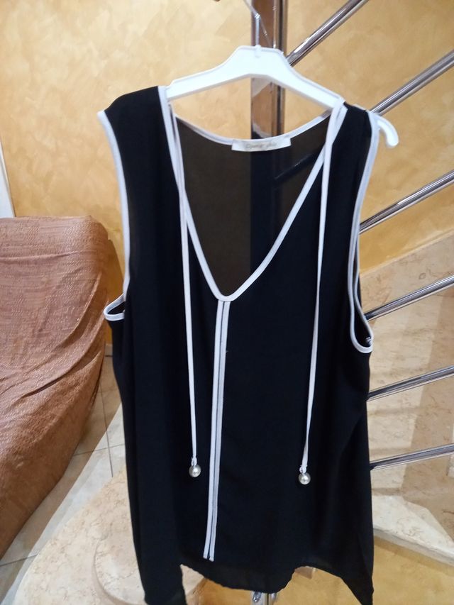 Top Opera Chic nero - elegante