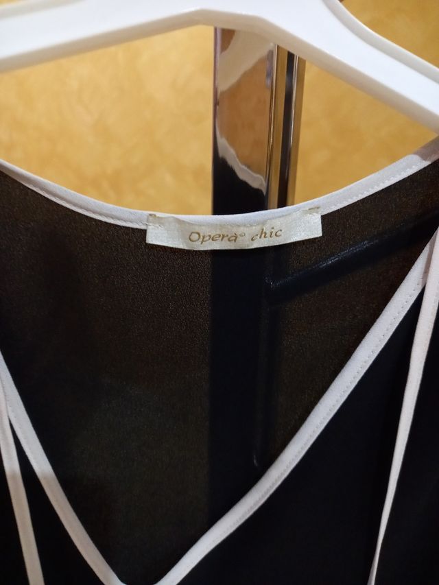 Top Opera Chic nero - elegante