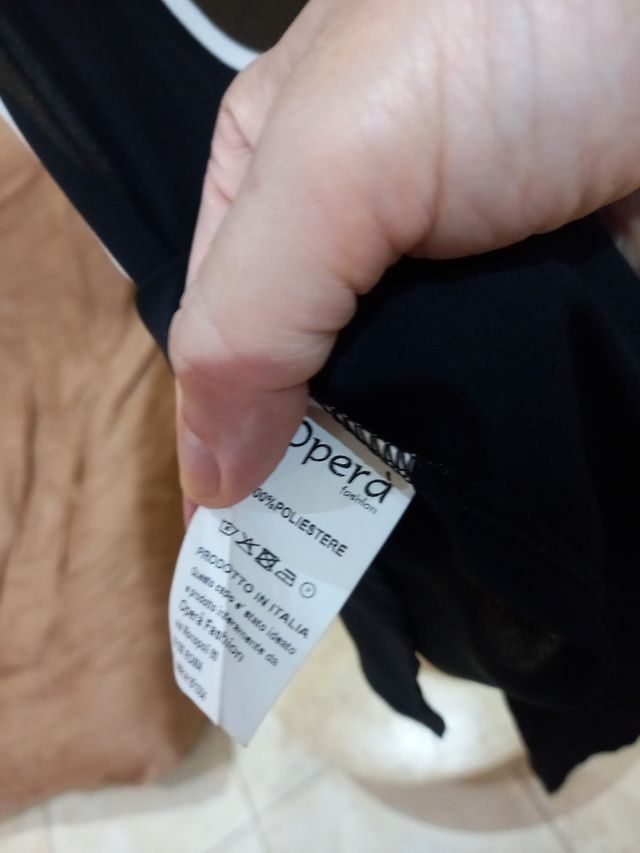 Top Opera Chic nero - elegante