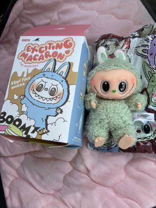 Labubu Pop Mart Verde - Peluche