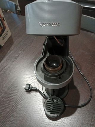Cafetera Nespresso Vertuo Next