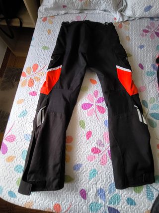 Chaqueta y Pantalones Alpinestars Andes v2 Honda