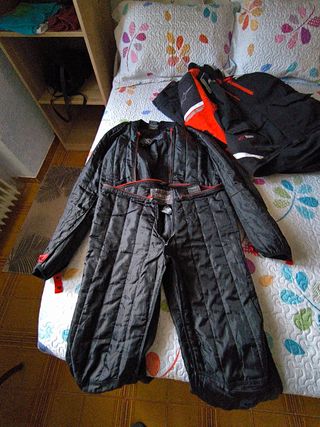 Chaqueta y Pantalones Alpinestars Andes v2 Honda