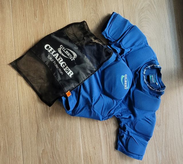 Camiseta rugby Gilbert con protecciones