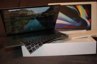 MacBook Pro 16" TouchBar/Touch ID